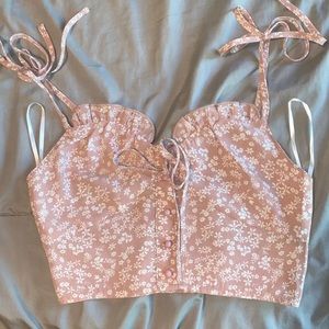 Floral tie shoulder tank top